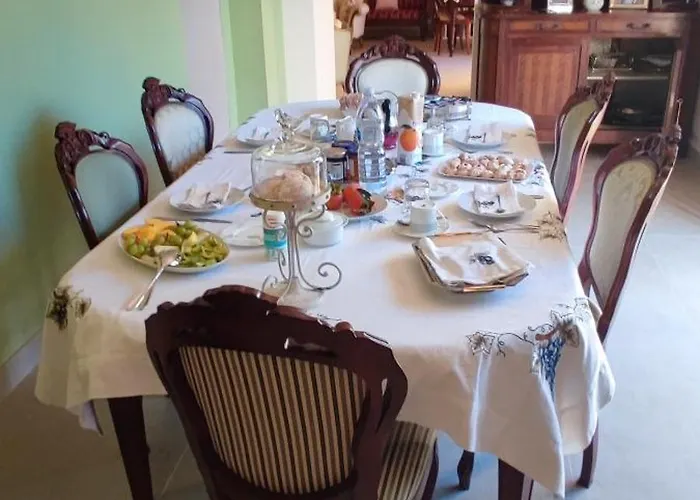 Couette-café Dimora Donna Rita - 3*