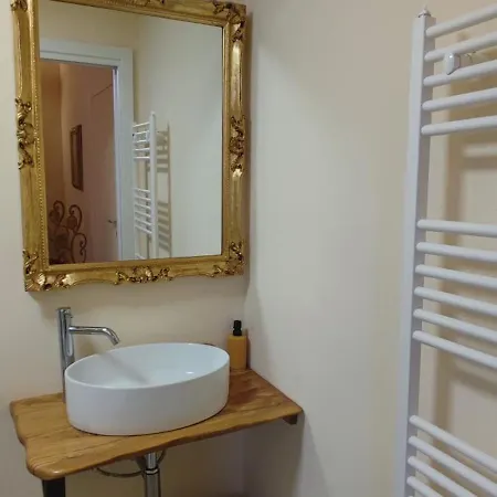 Dimora Donna Rita - Bed & Breakfast