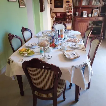 Bed & Breakfast Dimora Donna Rita - *