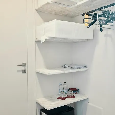 Bed and breakfast Dimora Donna Rita - 3*